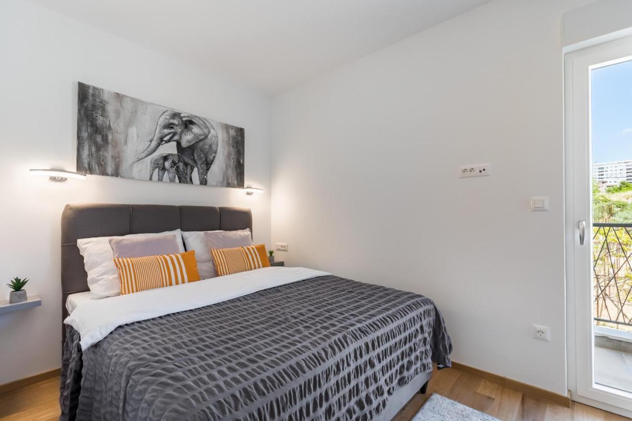 Elysian Zen Luxury Apartment - Two Bedroom Apartment With Terrace And Sea View Сплит Екстериор снимка
