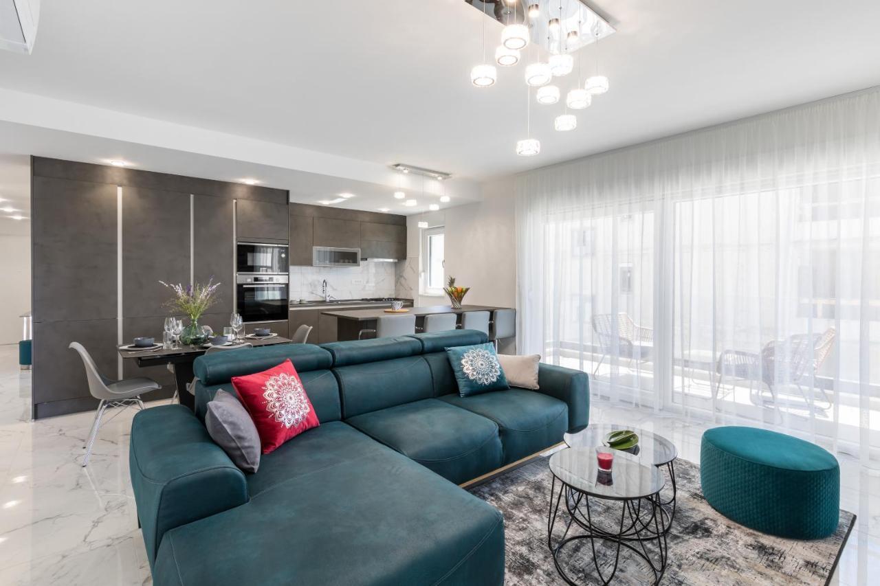 Elysian Zen Luxury Apartment - Two Bedroom Apartment With Terrace And Sea View Сплит Екстериор снимка